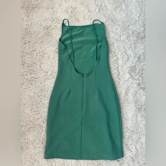 Abercrombie & Fitch Sz XS Emerald Backless Mini Dress with square neckline - Picture 4 of 10
